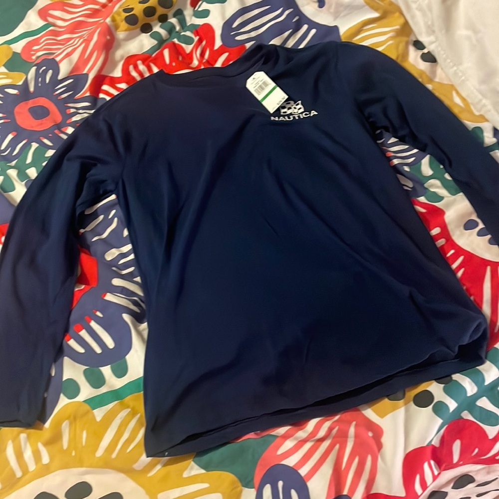 Long sleeve tshirt